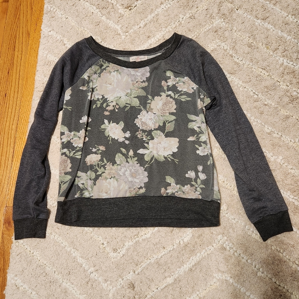 Floral Wish & Whim Medium Long Sleeve Top